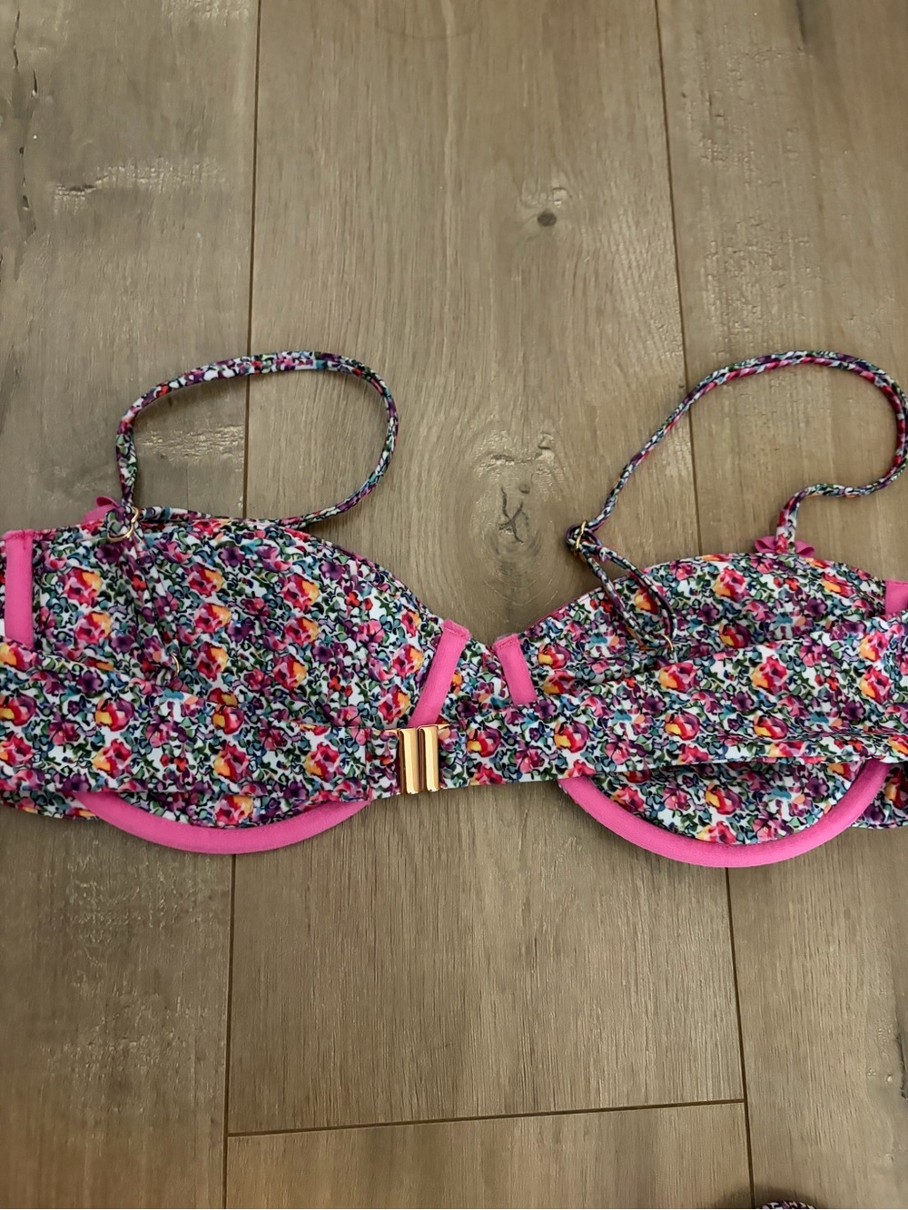 Strawberry milk mob Pink Floral bikini Swim Set - Cute Ruffle Design - Picture 6 of 9